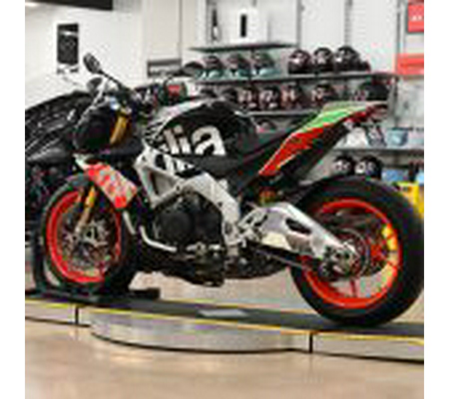 2017 Aprilia Tuono V4 1100 Factory