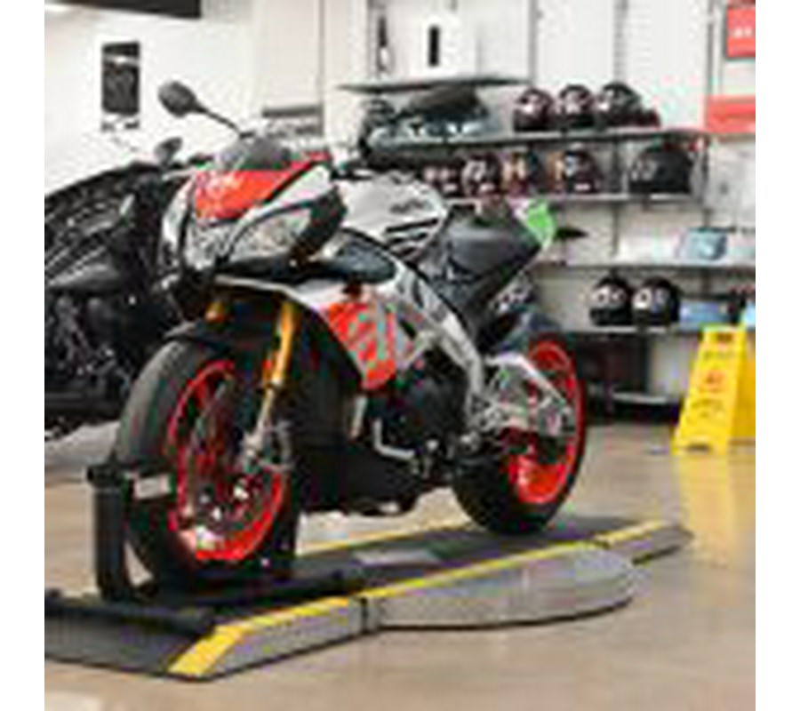 2017 Aprilia Tuono V4 1100 Factory