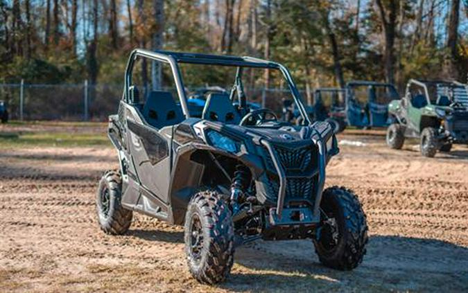 2023 Can-Am Maverick Trail DPS 1000