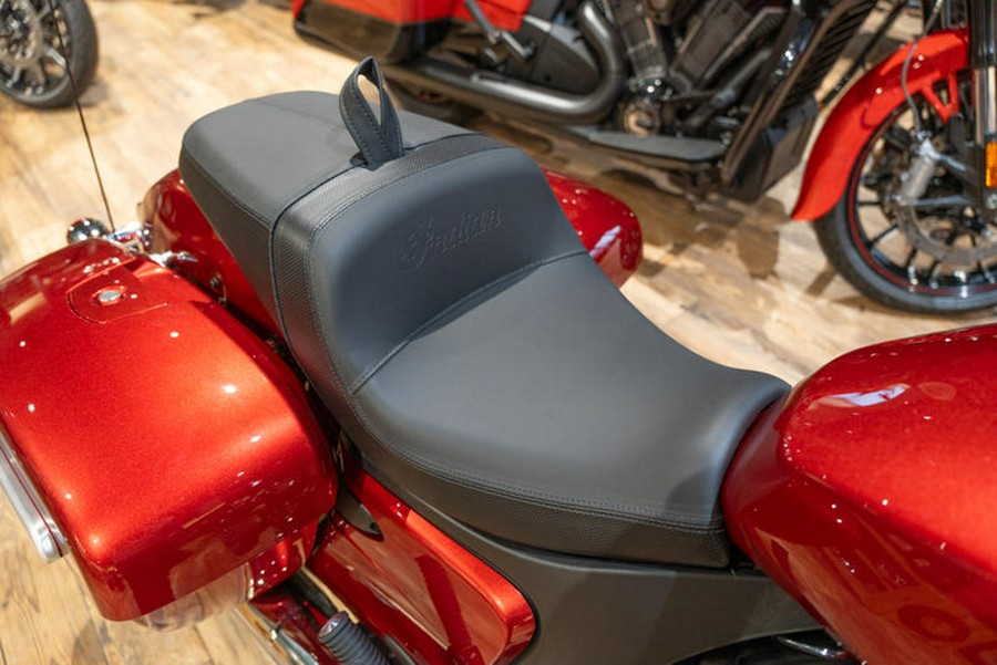 2024 Indian Motorcycle® Challenger® Limited Sunset Red Metallic