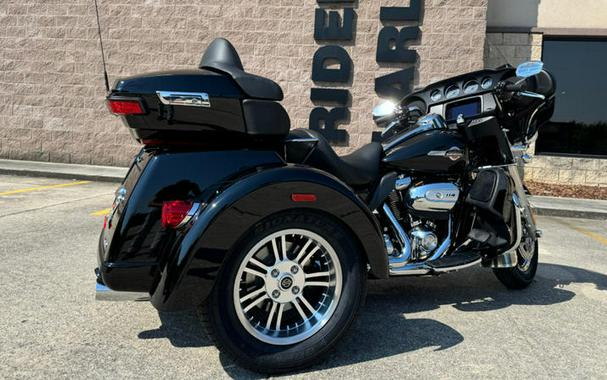 2024 Harley-Davidson® FLHTCUTG - Tri Glide® Ultra