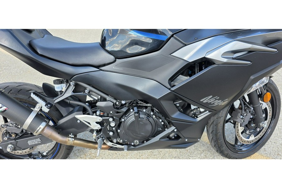 2025 Kawasaki NINJA 500 ABS