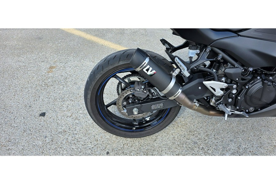 2025 Kawasaki NINJA 500 ABS