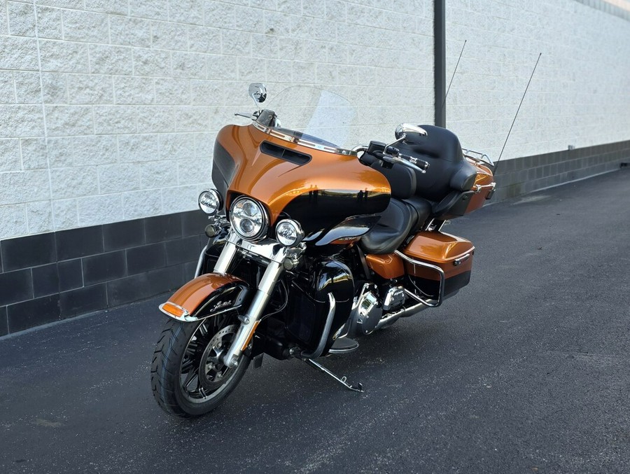 2014 Harley-Davidson® Ultra Limited AMBER WHISKEY/BLACK
