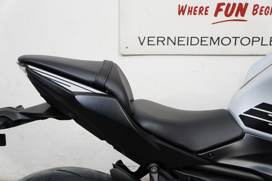 2026 Kawasaki Ninja® 650 ABS