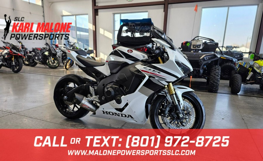 2025 Honda® CBR1000RR