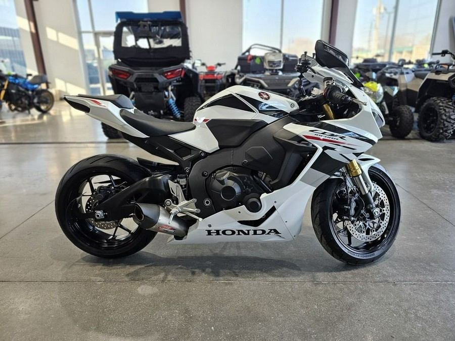 2025 Honda® CBR1000RR