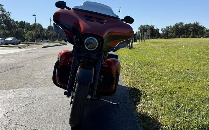 2017 Harley-Davidson CVO Street Glide FLHXSE