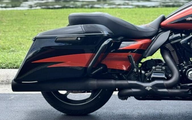 2017 Harley-Davidson CVO Street Glide FLHXSE