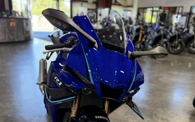 2026 Yamaha YZF R1