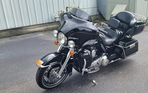 2012 Harley-Davidson® FLHTK - Electra Glide® Ultra Limited