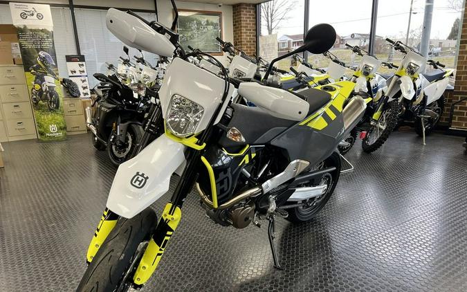 2024 Husqvarna® 701 Supermoto