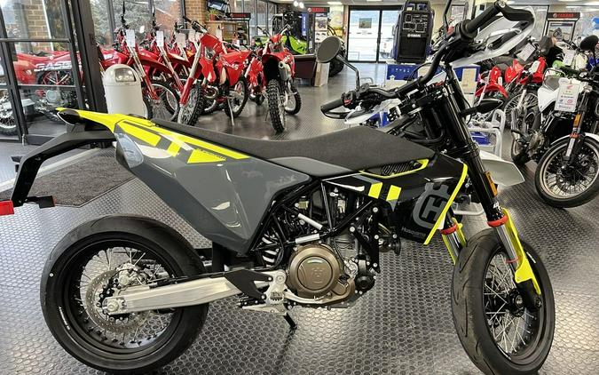 2024 Husqvarna® 701 Supermoto