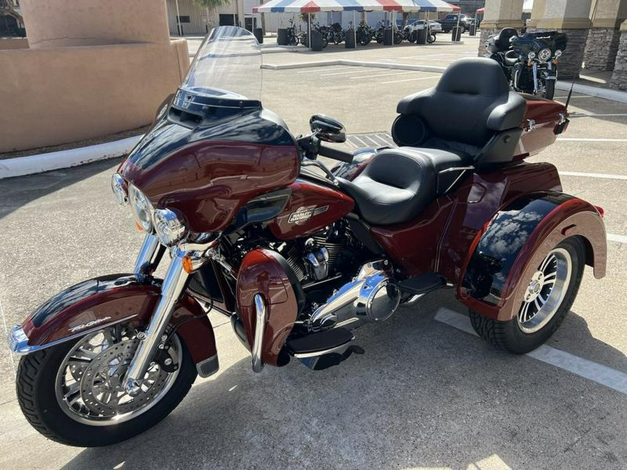 2024 Harley-Davidson® FLHTCUTG - Tri Glide® Ultra