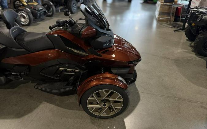 2026 Can-Am® Spyder RT Sea-to-Sky