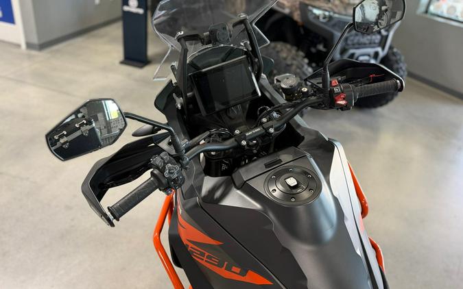 2022 KTM Super Adventure S 1290