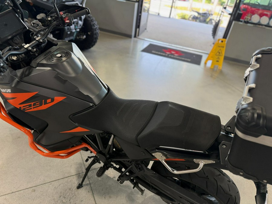2022 KTM Super Adventure S 1290