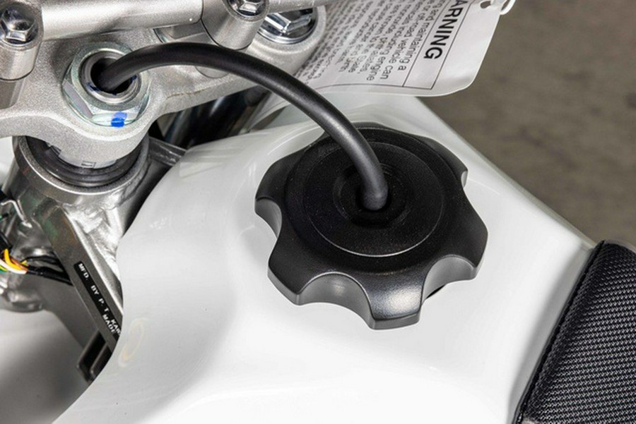 2026 Kawasaki KLX 140R