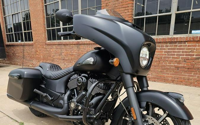 2021 Indian Motorcycle® Chieftain® Dark Horse® Thunder Black Smoke