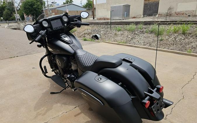 2021 Indian Motorcycle® Chieftain® Dark Horse® Thunder Black Smoke