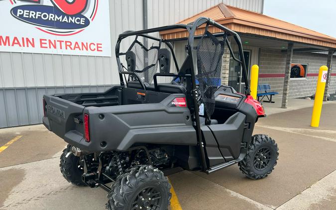 2025 Honda Pioneer 700 Deluxe