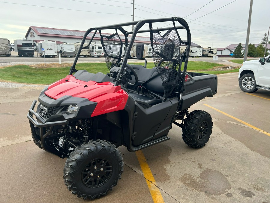 2025 Honda Pioneer 700 Deluxe