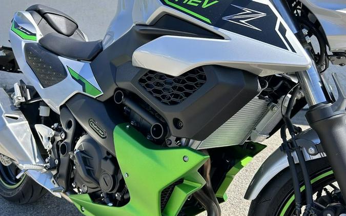 2024 Kawasaki Z7 Hybrid ABS