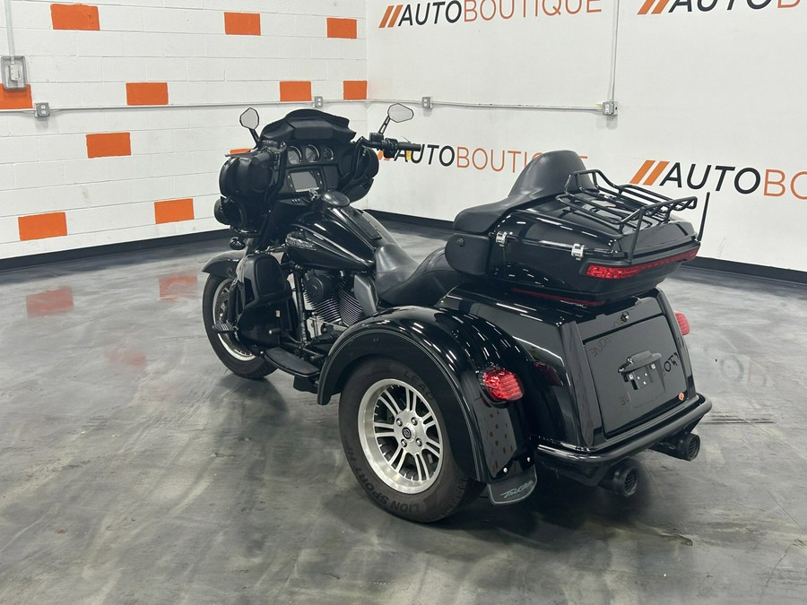 2015 HARLEY DAVIDSON TRI GLIDE