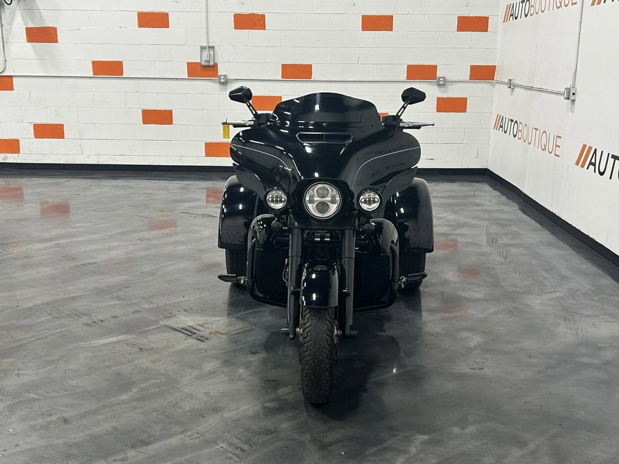 2015 HARLEY DAVIDSON TRI GLIDE