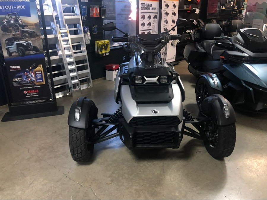 2025 Can-Am CANYON 1330 SE6 GY 25 Base