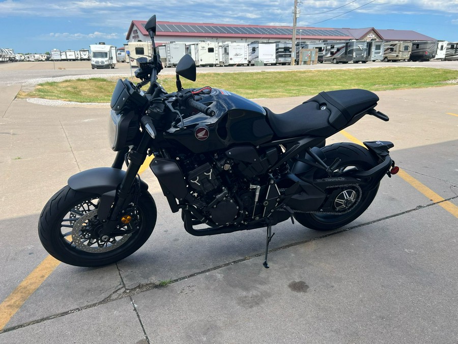 2024 Honda CB1000R Black Edition