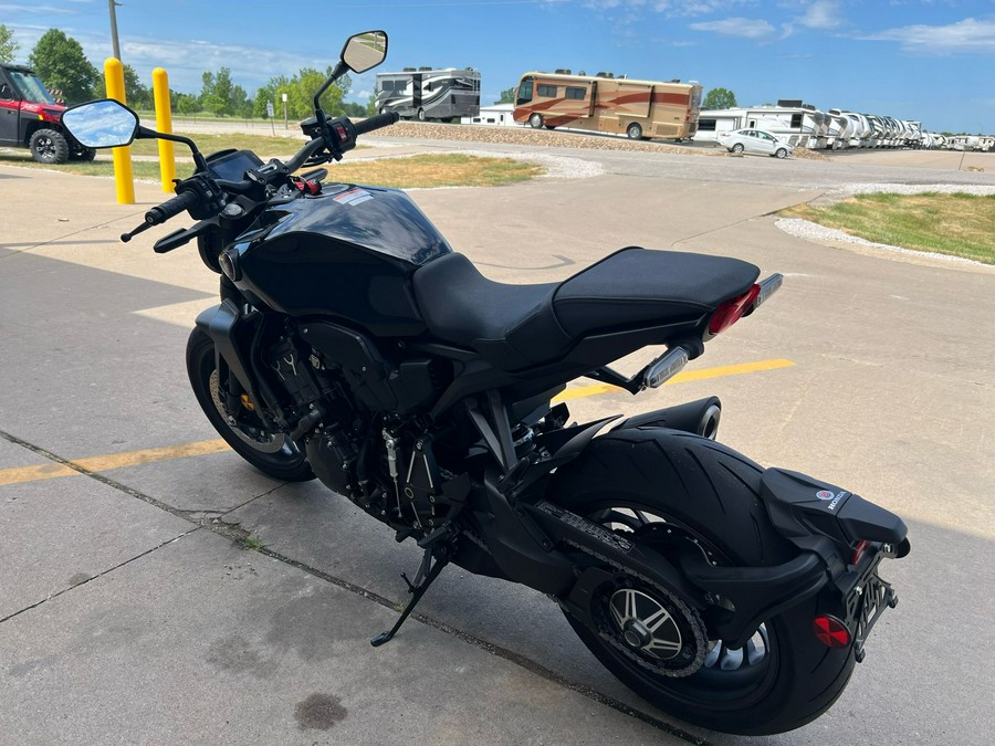 2024 Honda CB1000R Black Edition