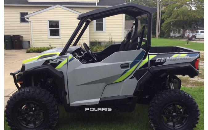 2024 Polaris Industries GENERAL XP 1000 SPORT