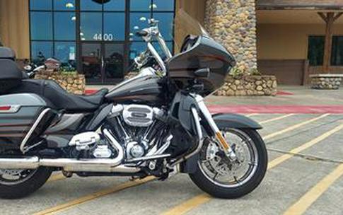 2016 Harley-Davidson CVO™ Road Glide™ Ultra