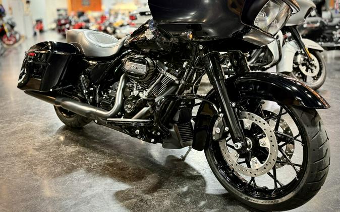 2021 Harley-Davidson® Road Glide® Special Vivid Black - Black Finish