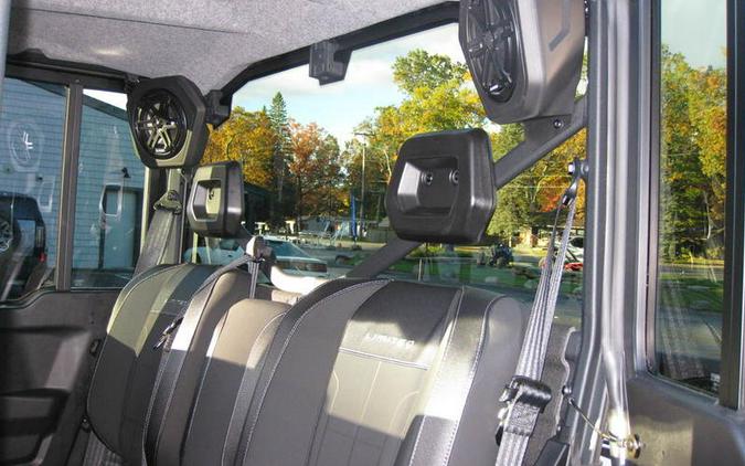 2026 Can-Am® Defender MAX Limited HD11 Desert Tan & Carbon Black