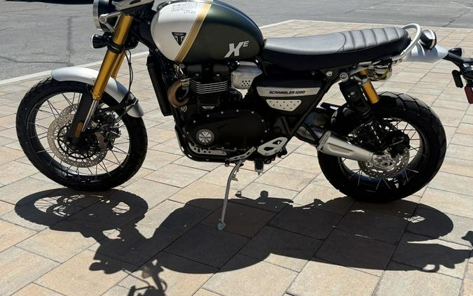 2026 Triumph Scrambler 1200 XE Matte khaki green