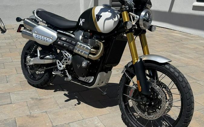2026 Triumph Scrambler 1200 XE Matte khaki green