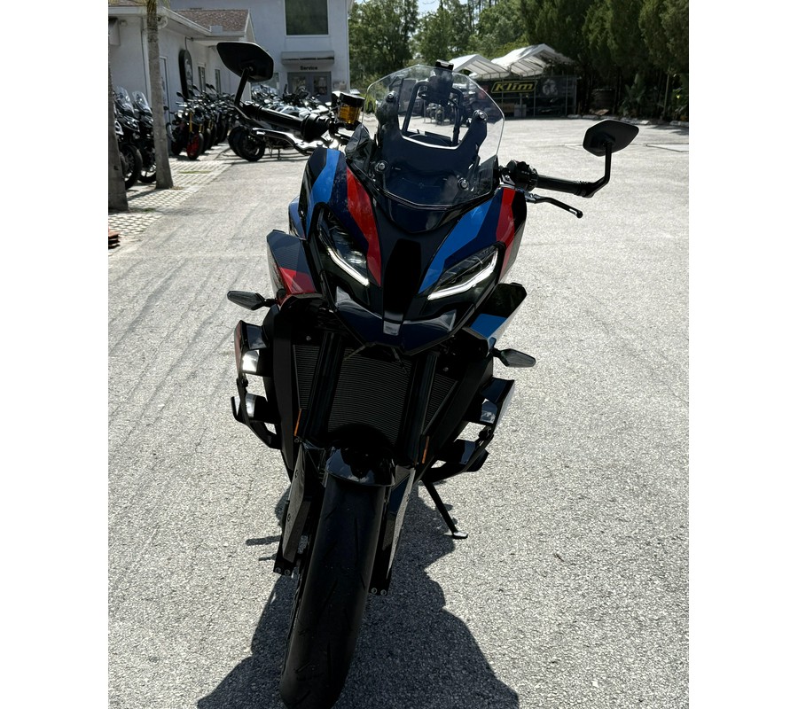 2026 BMW M 1000 XR