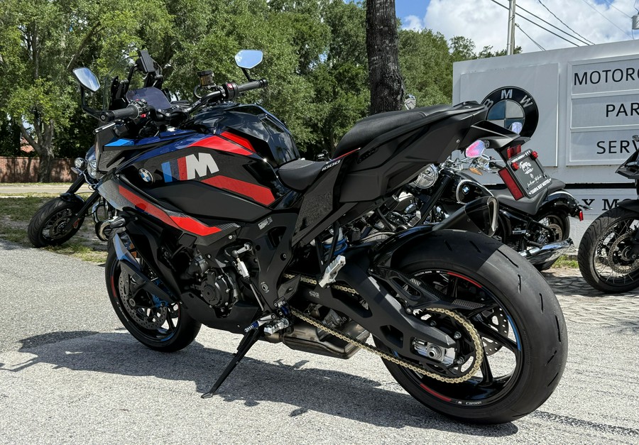 2026 BMW M 1000 XR