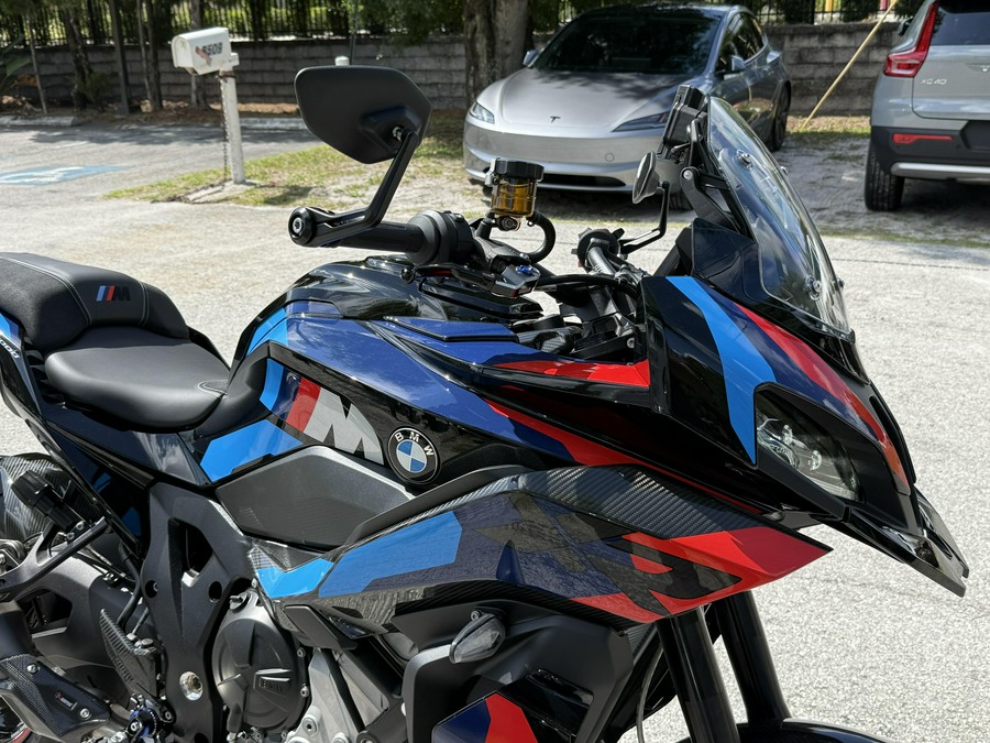 2026 BMW M 1000 XR