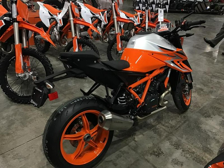 2023 KTM 1290 Super Duke R Evo