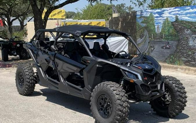 2026 Can-Am® Maverick X3 MAX X ds Turbo RR Triple Black_7.6 in.