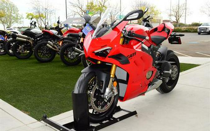 2024 Ducati Panigale V4 S