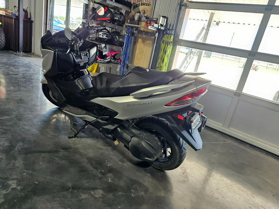 2022 Suzuki Burgman 400