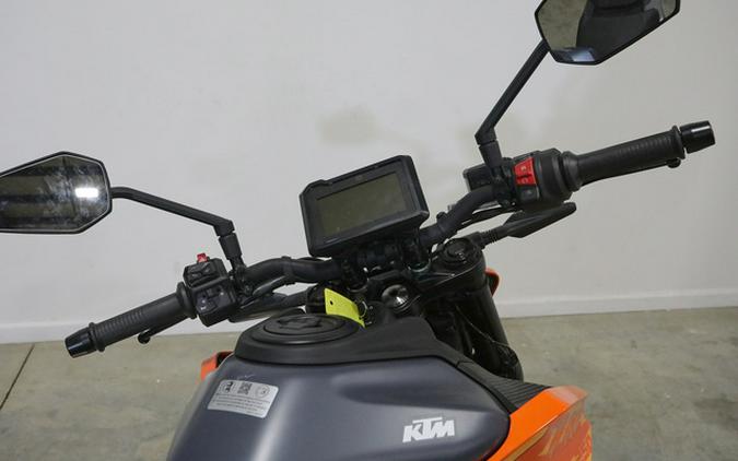 2024 KTM 250 Duke 250