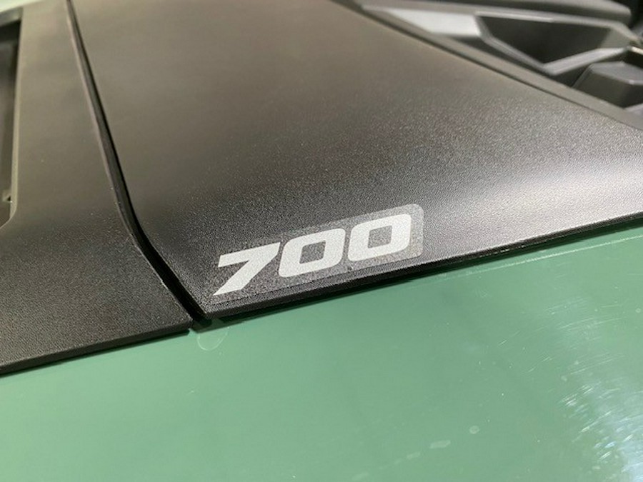 2025 Can-Am SSV COM DPS 60 700 GN 25 DPS 700 - Compass Green