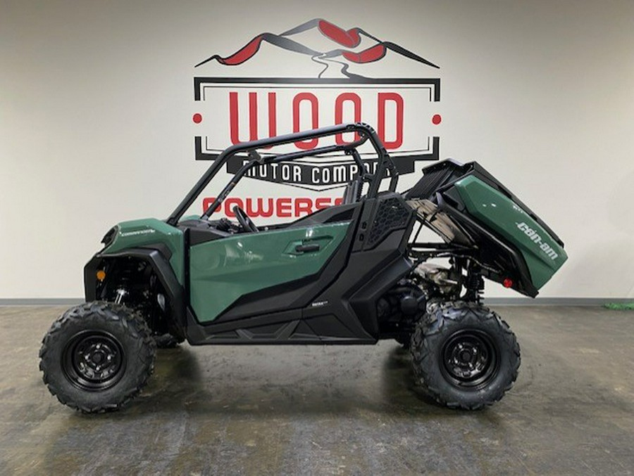 2025 Can-Am SSV COM DPS 60 700 GN 25 DPS 700 - Compass Green