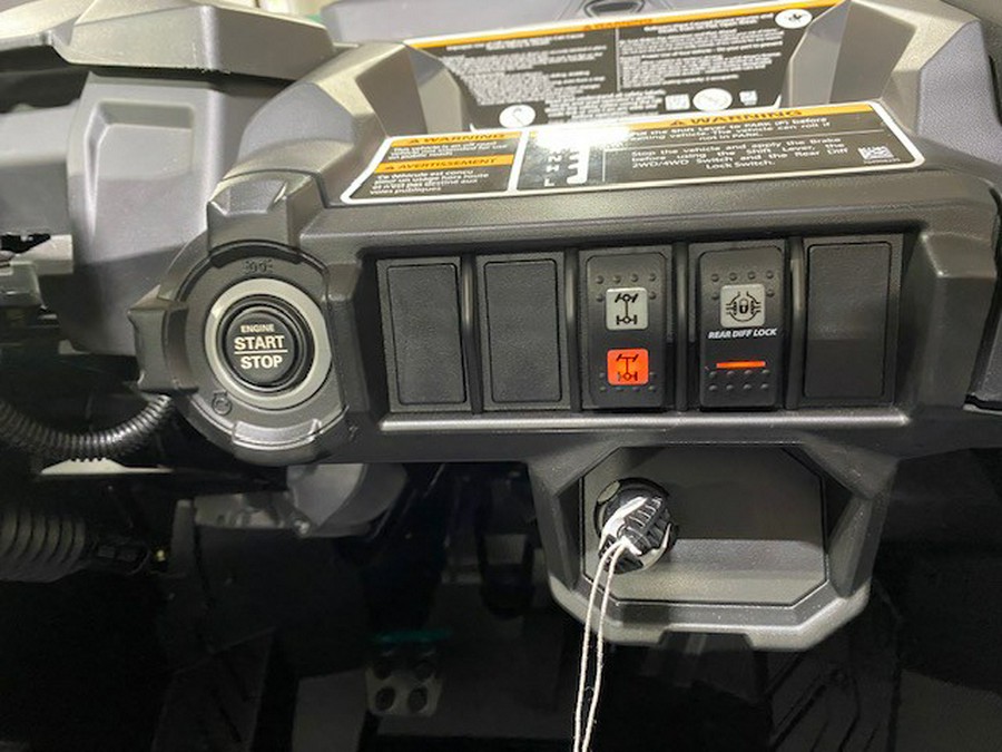 2025 Can-Am SSV COM DPS 60 700 GN 25 DPS 700 - Compass Green