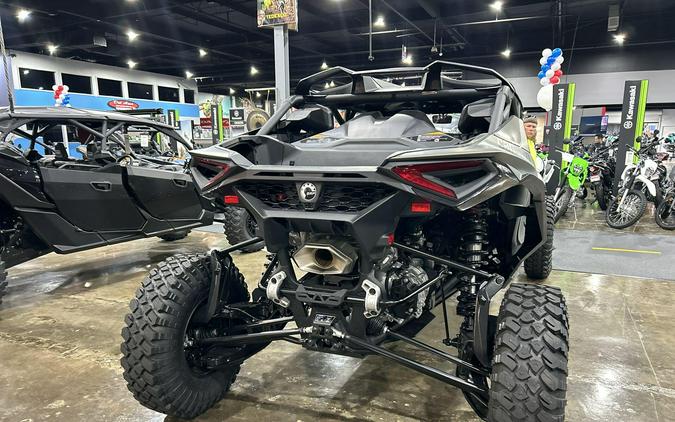 2026 Can-Am MAVERICK R MAX X RC WITH SMART-SHOX 999T DCT